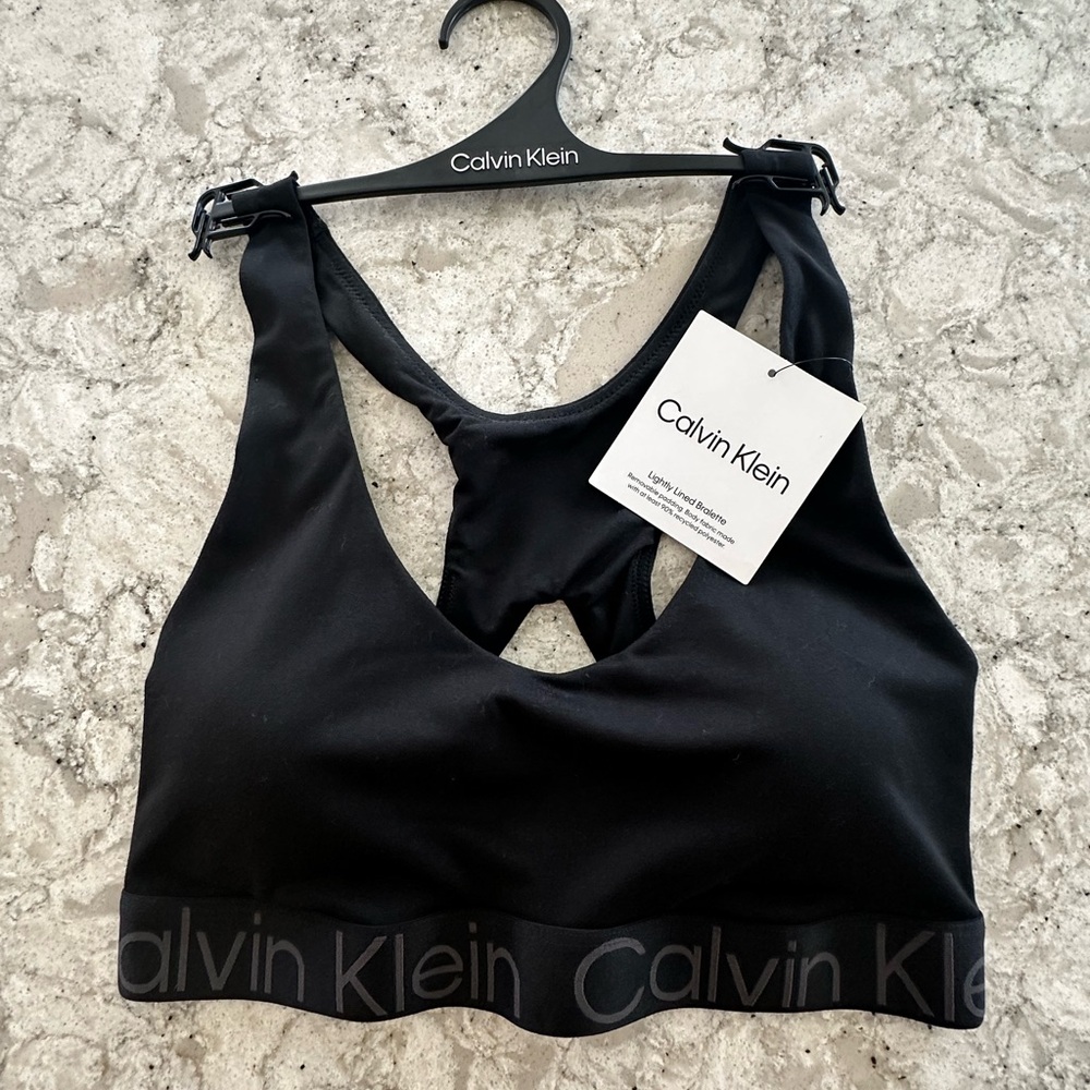 Calvin Klein Black Lightly Lined Bralette with Removable padding size Medium